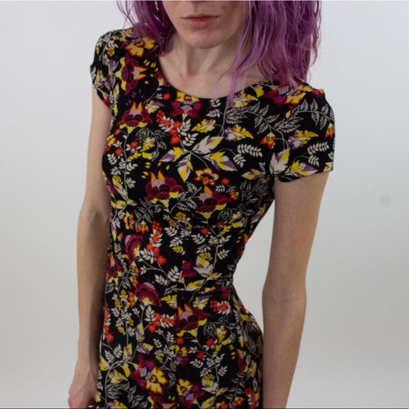 H&M Divided Vintage Style Print Skater Dress - Picture 4 of 7